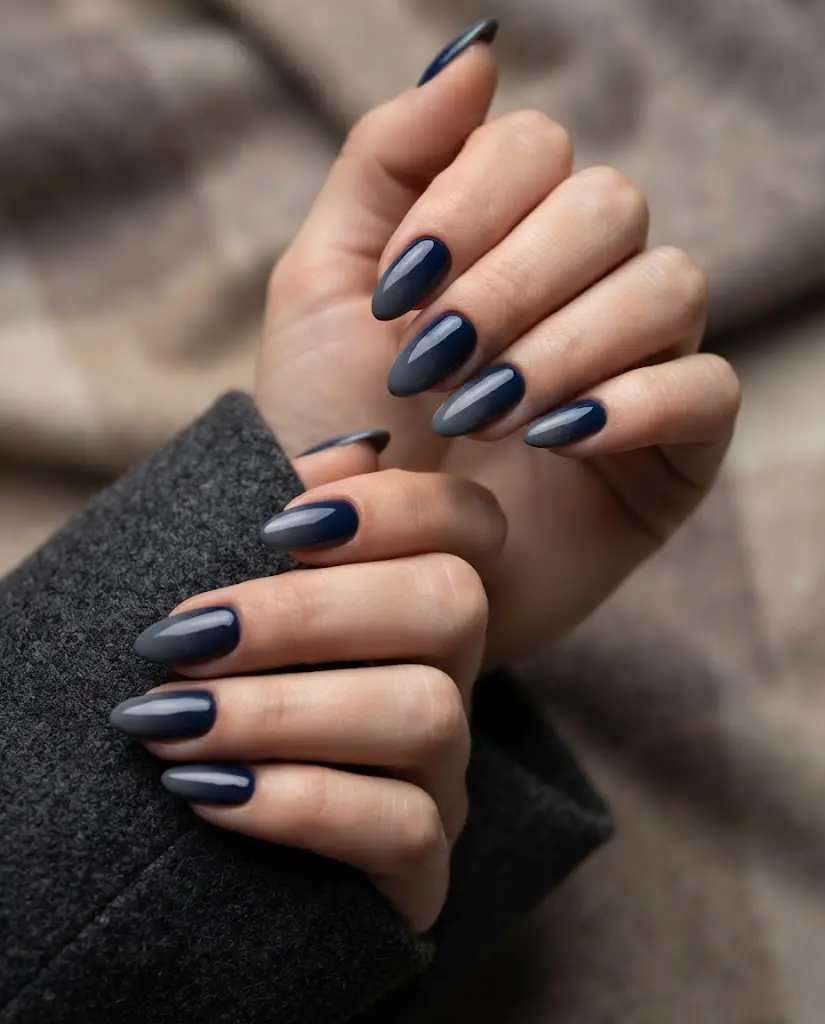 Navy blue to charcoal gray ombre nails